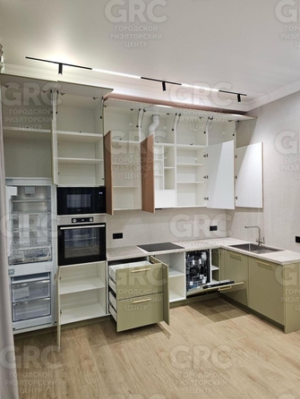 
  Продается 3-комн. квартира, 72 м², Батумское шоссе ул, д. 28/1
. Фото 11.