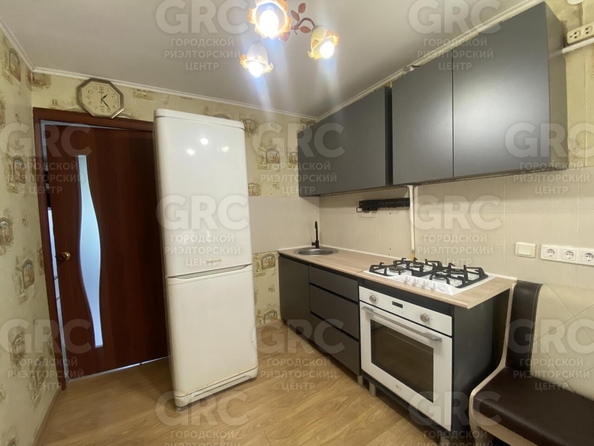 
  Продается 1-комн. квартира, 27.7 м², Гагарина ул, д. 28
. Фото 6.