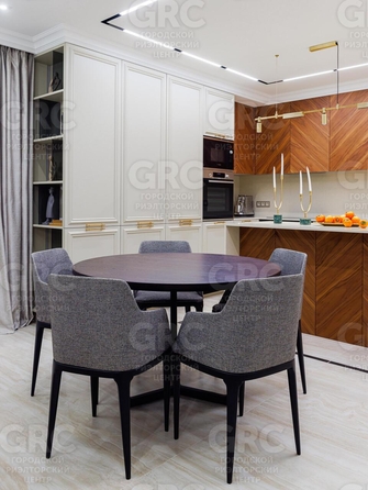 
  Продается 2-комн. квартира, 68 м², ЖК Сосновый бор
. Фото 4.