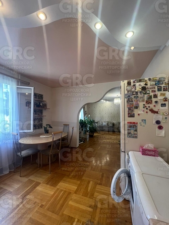 
  Продается 4-комн. квартира, 140 м², Учительская ул, д. 24/1
. Фото 4.