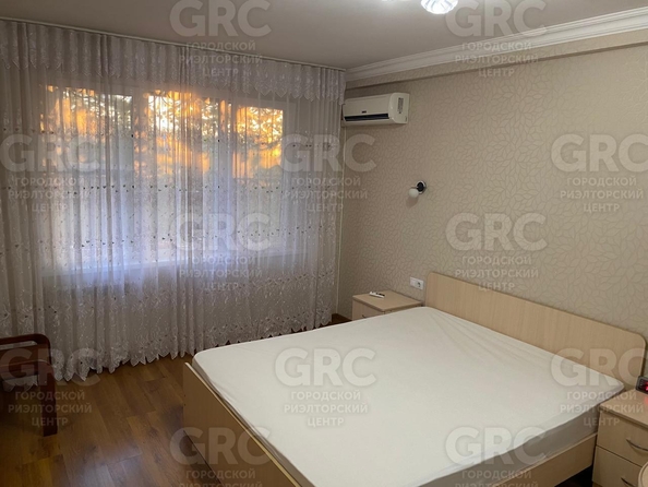 
  Продается 3-комн. квартира, 72 м², Вишневая ул, д. 24
. Фото 2.