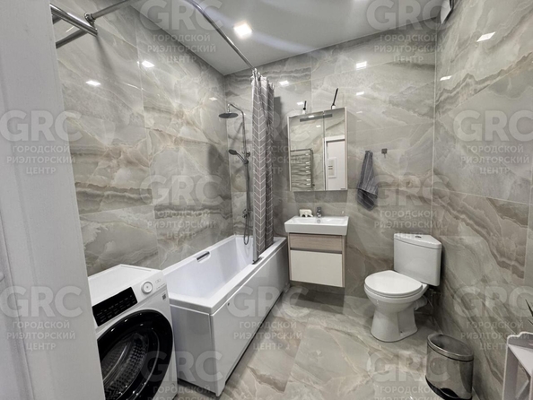 
  Продается 2-комнатный апартамент, 39.6 м², Виноградная ул, д. 22/1
. Фото 7.