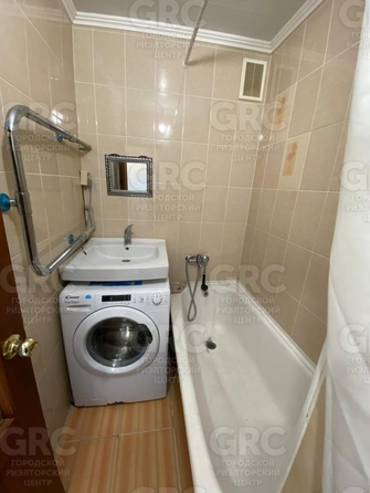 
  Продается 2-комн. квартира, 51.4 м², Туапсинская ул, д. 15
. Фото 8.