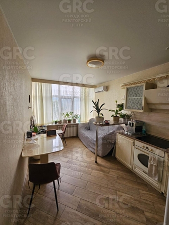 
  Продается 2-комн. квартира, 43.5 м², Вишневая ул
. Фото 1.
