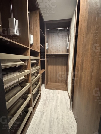 
  Продается 2-комн. квартира, 56 м², Туапсинская ул, д. 8
. Фото 13.