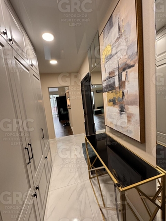 
  Продается 2-комн. квартира, 56 м², Туапсинская ул, д. 8
. Фото 24.