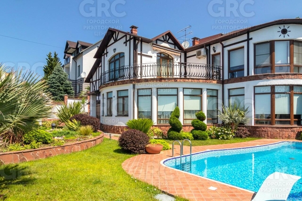 
  Продается дом, 270 м², Сочи
. Фото 2.