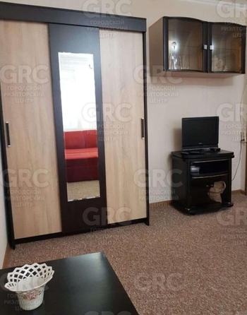 
  Продается 1-комн. квартира, 32 м², Карла Либкнехта ул, д. 12
. Фото 5.