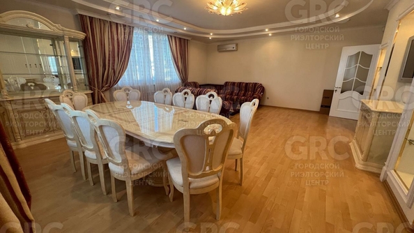 
  Продается студия, 132 м², Пионерская ул, д. 14
. Фото 1.