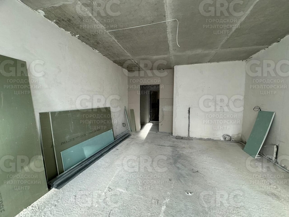 
  Продается 1-комн. квартира, 53 м², Туапсинская ул, д. 10
. Фото 6.