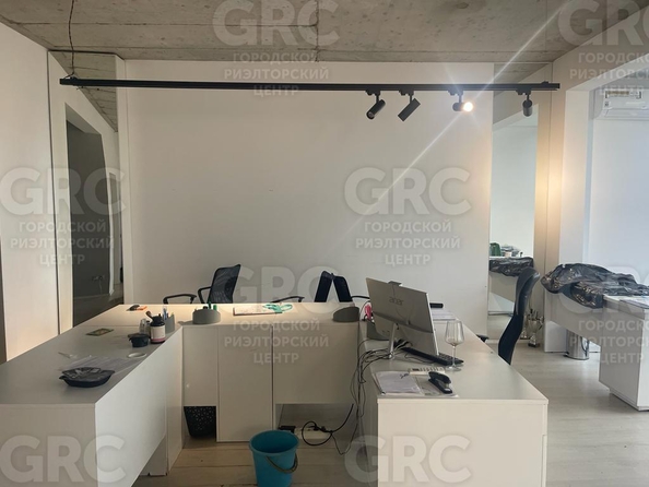 
  Продается 4-комн. квартира, 400 м², Депутатская ул, д. 9
. Фото 31.