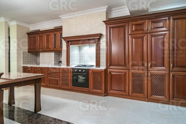 
  Продается 3-комн. квартира, 157 м², Депутатская ул, д. 10
. Фото 6.