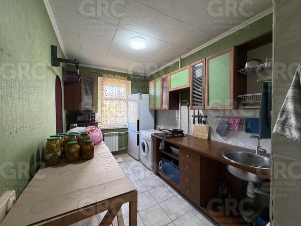 
  Продается 2-комн. квартира, 64 м², Вишневая ул, д. 23
. Фото 2.