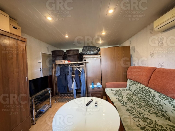 
  Продается 2-комн. квартира, 64 м², Вишневая ул, д. 23
. Фото 5.