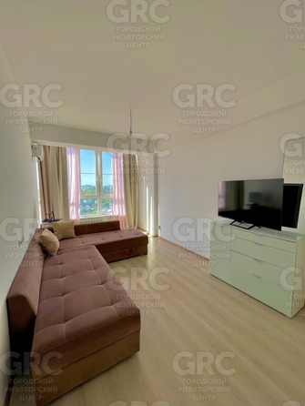 
  Продается 1-комн. квартира, 40 м², Водораздельная ул, д. 16/1
. Фото 2.