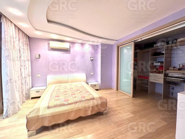 
  Продается 2-комн. квартира, 67 м², Роз ул, д. 52
. Фото 4.