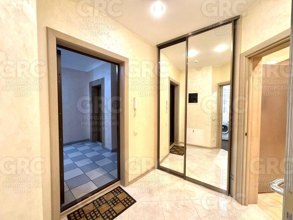 
  Продается 2-комн. квартира, 67 м², Роз ул, д. 52
. Фото 8.