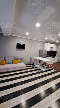 
  Продается 1-комн. квартира, 38.2 м², Ленина ул, д. 146
. Фото 1.