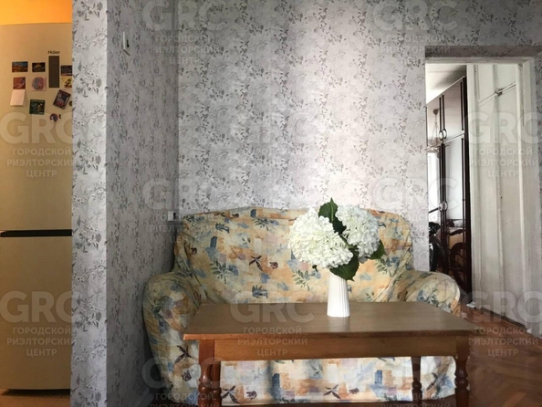 
  Продается 2-комн. квартира, 42 м², Чехова ул, д. 36
. Фото 8.