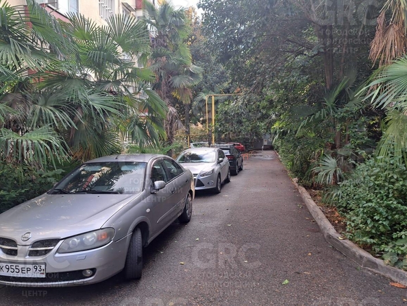 
  Продается 2-комн. квартира, 42 м², Конституции СССР ул, д. 10
. Фото 2.