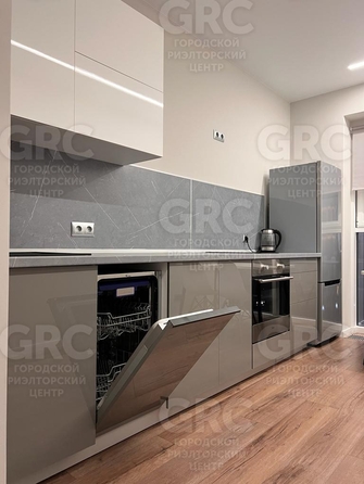 
  Продается 2-комн. квартира, 45.3 м², Бытха ул
. Фото 2.