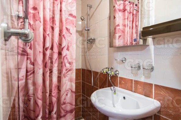 
  Продается 4-комн. квартира, 175.7 м², Комсомольская ул, д. 29
. Фото 7.