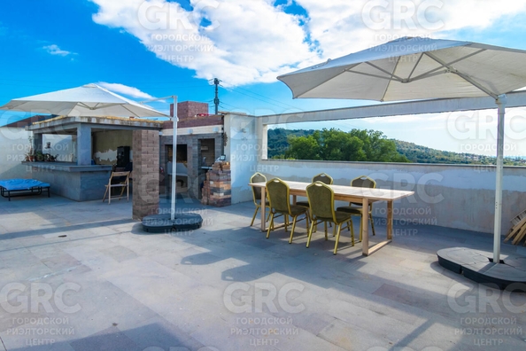 
  Продается дом, 204.7 м², Сочи
. Фото 7.