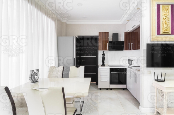 
  Продается 2-комн. квартира, 90 м², Нагорная ул, д. 11
. Фото 5.