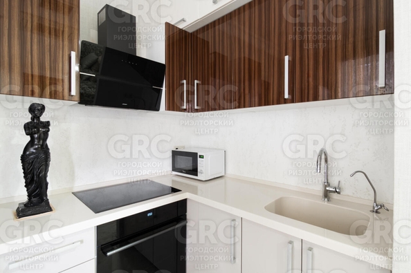 
  Продается 2-комн. квартира, 90 м², Нагорная ул, д. 11
. Фото 6.