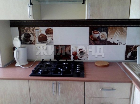 
   Продам 2-комнатную, 32 м², Ружейная ул

. Фото 1.