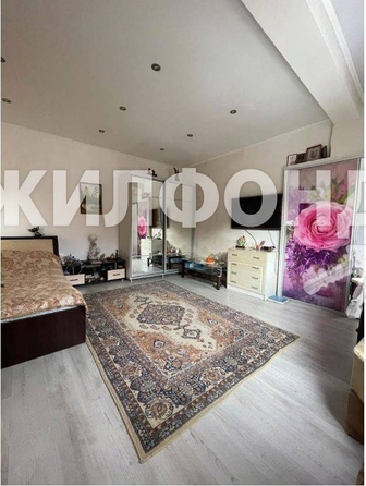 
   Продам 2-комнатную, 50 м², Енисейская ул, 61

. Фото 4.