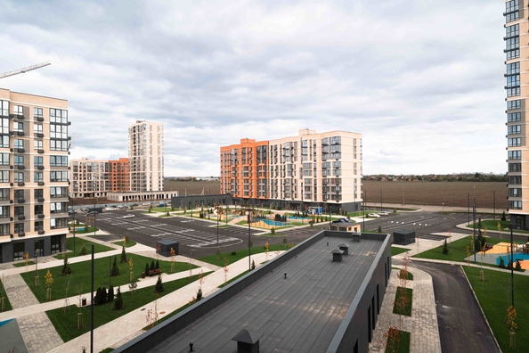 
  Продается 2-комн. квартира 56.1 м², в ЖК Теплые края, литер 7. Фото 7.