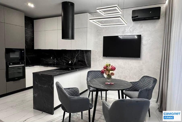 
  Продается 2-комн. квартира 58.9 м², в ЖК Золотой Берег, литер 1. Фото 2.