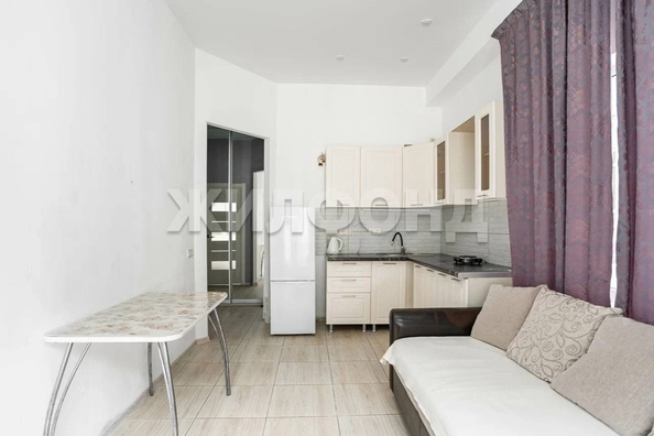 
   Продам 2-комнатную, 38 м², Изумрудная ул, 85Б

. Фото 1.