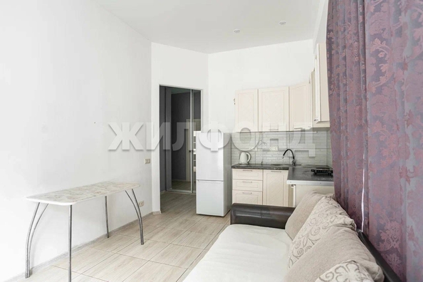 
   Продам 2-комнатную, 38 м², Изумрудная ул, 85Б

. Фото 2.