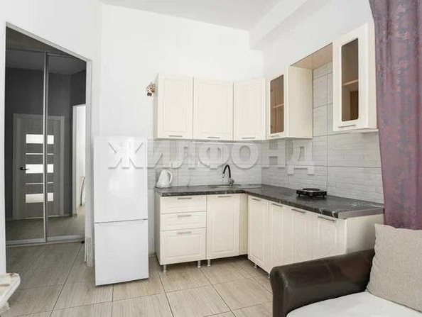 
   Продам 2-комнатную, 38 м², Изумрудная ул, 85Б

. Фото 4.