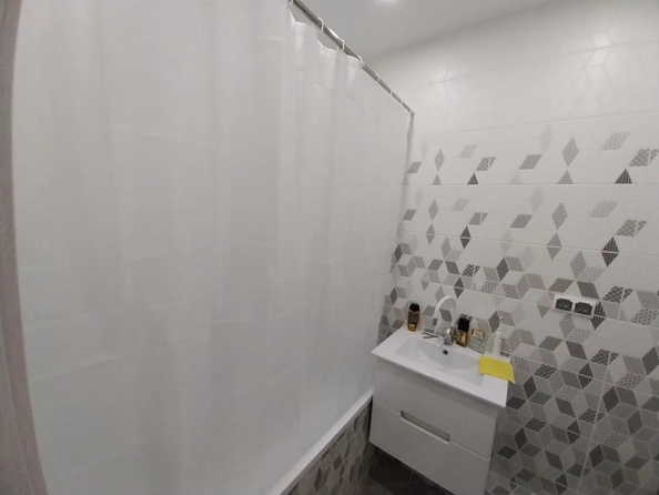 
  Продается 2-комн. квартира 80 м², в МКР Любимово, 12 квартал литер 1. Фото 9.