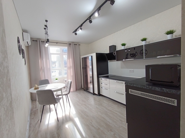 
  Продается 1-комн. квартира 42 м², в ЖК Любимово, 8 квартал литер 1. Фото 3.