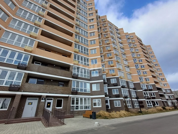 
  Продается 2-комн. квартира 71 м². Фото 1.