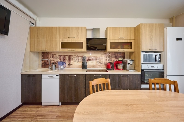 
  Продается 3-комн. квартира 80.6 м². Фото 1.