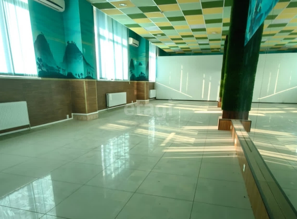 
  Продается универсальное помещение 1300 м². Фото 4.