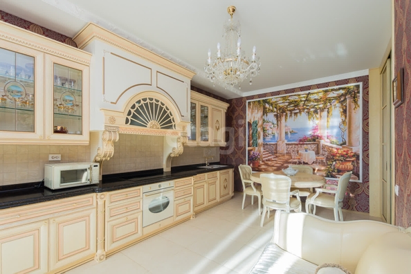 
  Продается 3-комн. квартира 131 м². Фото 3.
