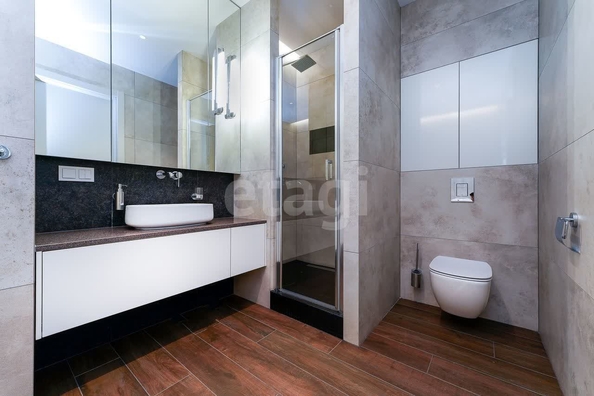 
  Продается 4-комн. квартира 148.3 м². Фото 10.
