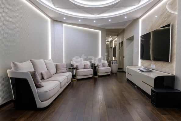 
  Продается 4-комн. квартира 153.3 м². Фото 1.
