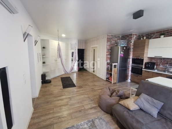 
  Продается 2-комн. квартира 88.2 м². Фото 2.