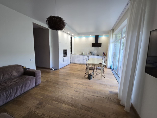 
  Продается 3-комн. квартира 135.8 м². Фото 3.