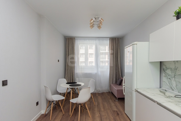 
  Продается 2-комн. квартира 50.9 м², в ЖК Самолет, литера 27. Фото 4.