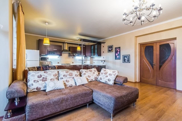 
  Продается 3-комн. квартира 115.2 м². Фото 1.