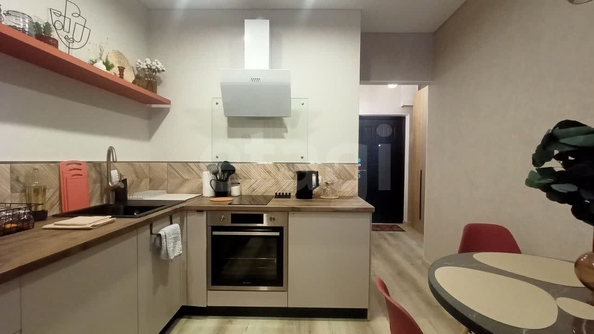 
  Продается 1-комн. квартира 35 м², в ЖК Славянка, литера 1. Фото 10.