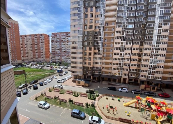 
  Продается 2-комн. квартира 62.2 м². Фото 1.